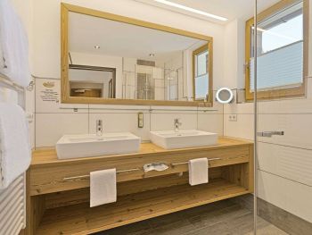 Familienstudio Kristall superior Badezimmer