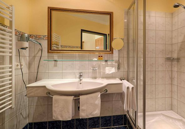 Doppelzimmer Saphir Badezimmer