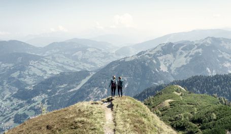 Wandern im Tal der Almen