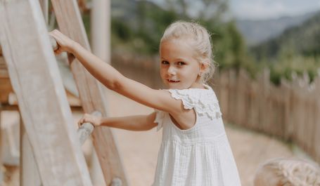 Abenteuer und Bewegung am großen Kinderspielplatz