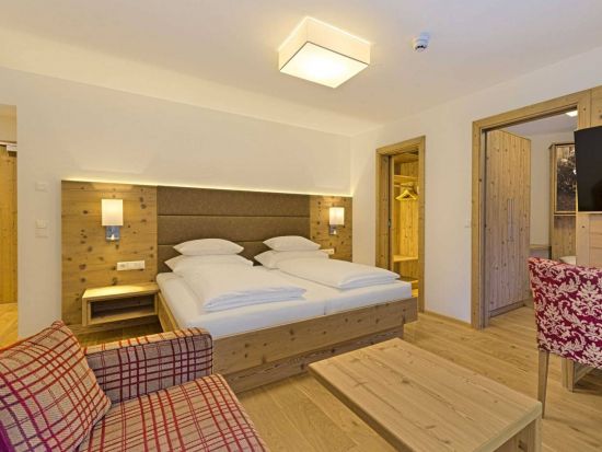 Familienstudio Kristall superior mit begehbaren Kleiderschrank