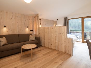 Wohnbereich Familienzimmer Smaragd