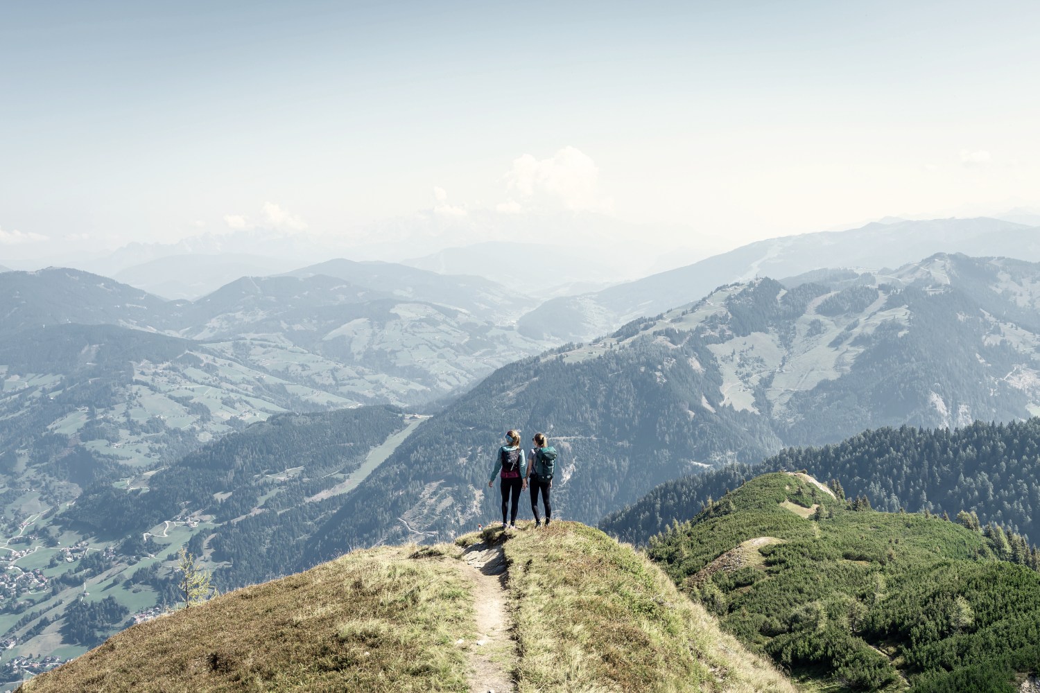 Wandern im Tal der Almen